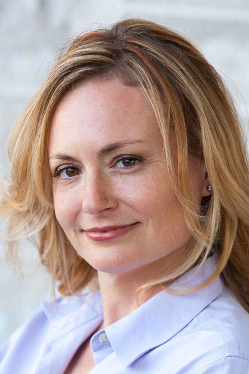 Karolyne Natasha as Isabelle