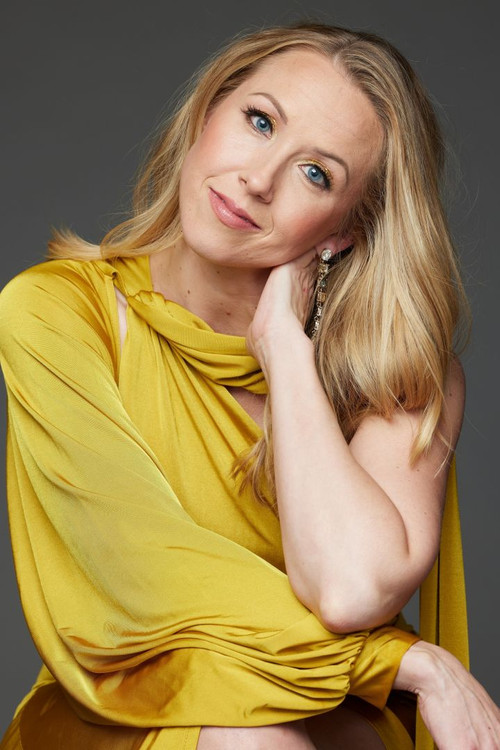 Kendra McDermott as Club Goer