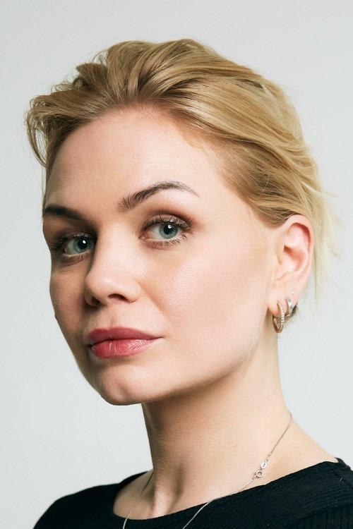 Stefanía Berdsen as Vala