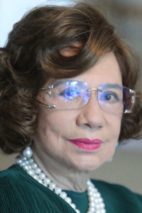 Amara Asavananda as Mrs. Somjean