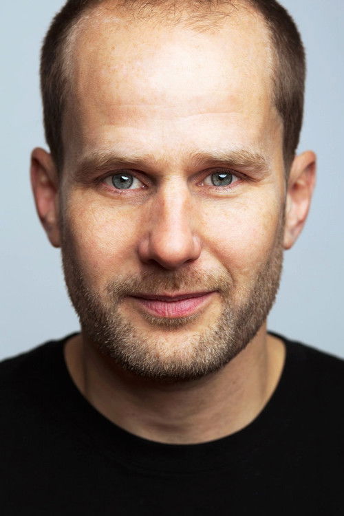 Callum Dixon as John Leyton