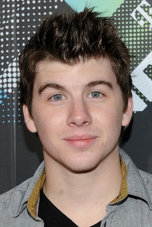 Bubba Lewis as Jason Tennies