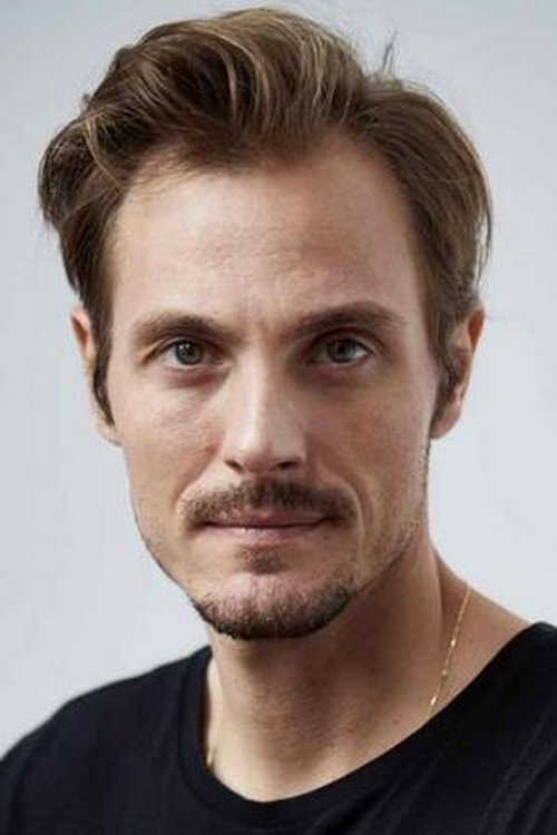 Eros Galbiati as Eros