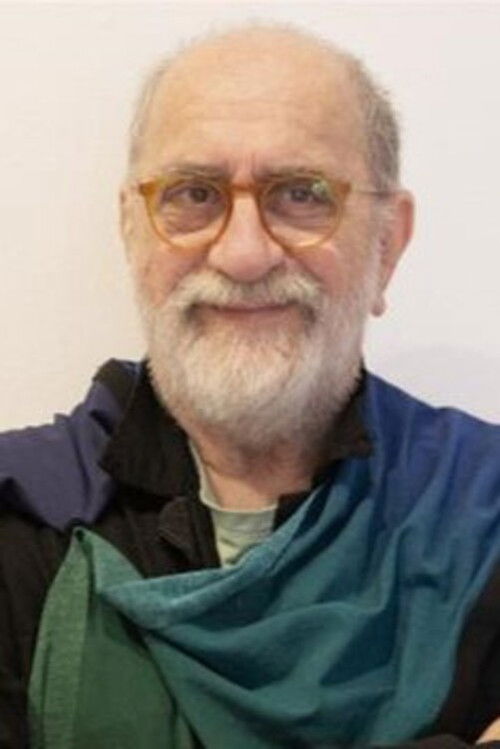 Dimitris Naziris as Κυριάκος