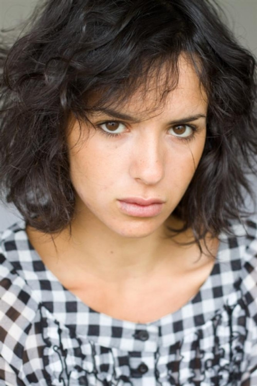 Anaëlle Potdevin as Stéphanie