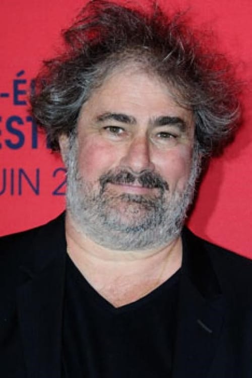 Gustave Kervern as Tom