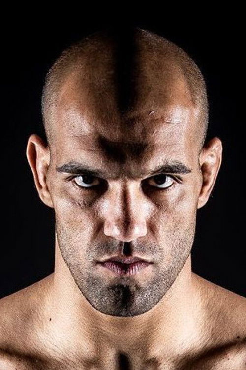 Maycon Mendonça as Self