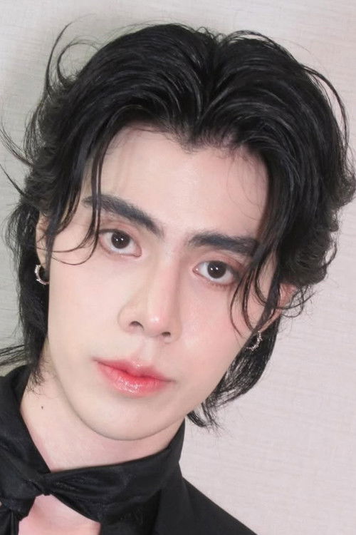 Tantikorn Damrongdechsakul as Self