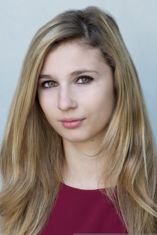 Amandine Dugas as Clara