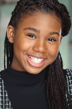 Daria Johns as Simone Samson