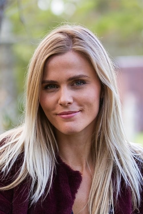 Kristy Wordsworth as Jennifer