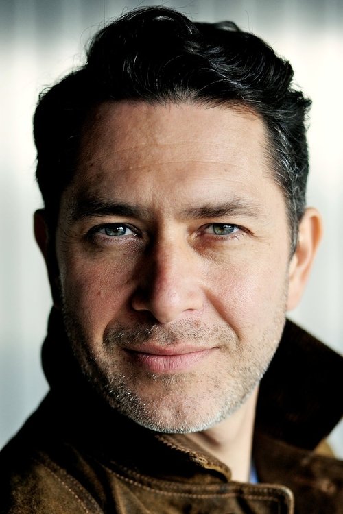 Carsten Hayes as DS Jenkins