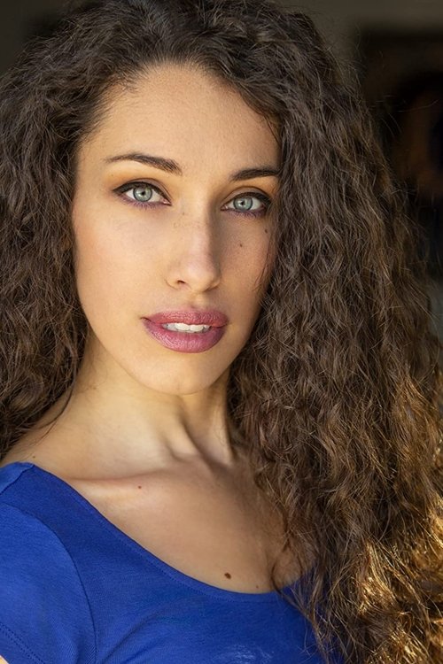 Florencia Contreras Stevens as Faye