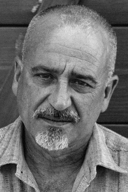 Luciano Miele as Dr. Riccardo Caparelli