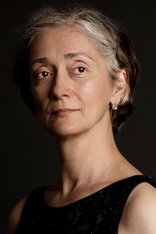 Milijana Cancar as Raz's Mum