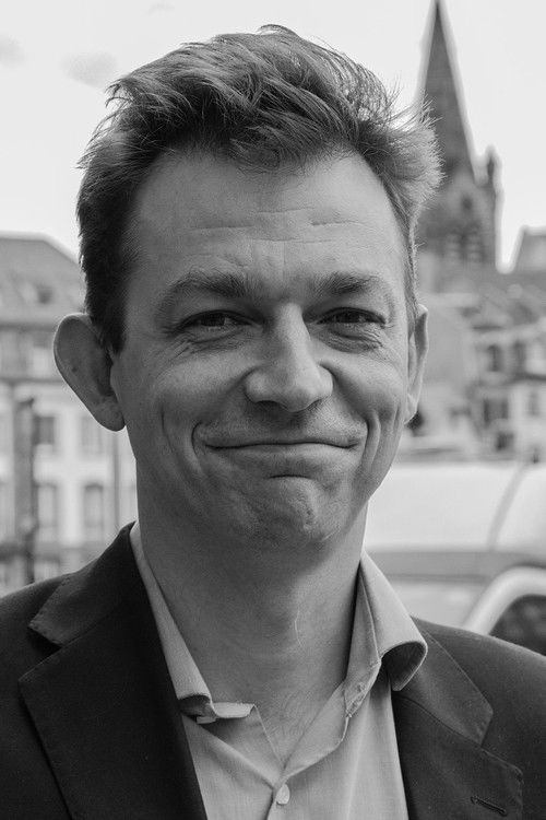 Renaud Dély as Self