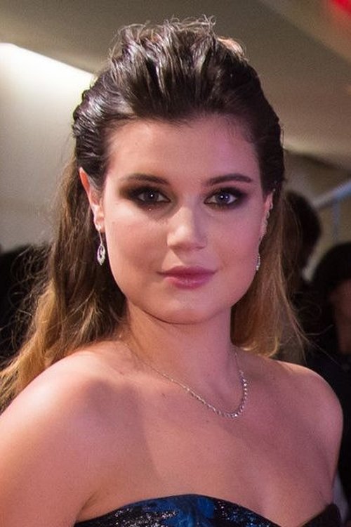 Alexia Chardard as Charlotte