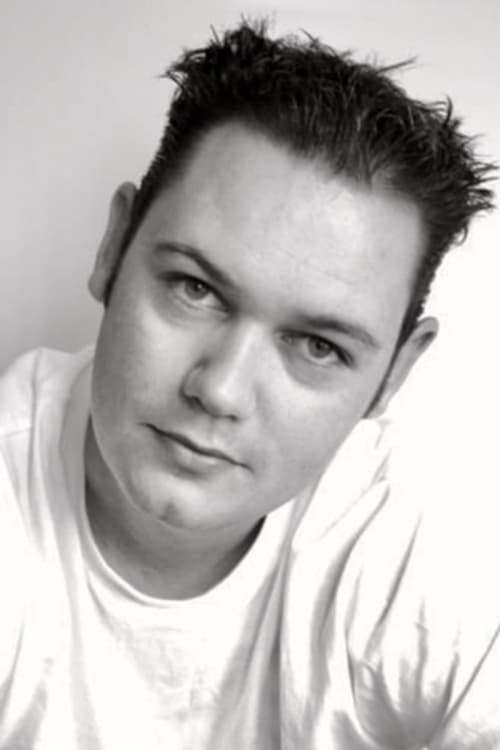 Jamie Giddens as Spencer