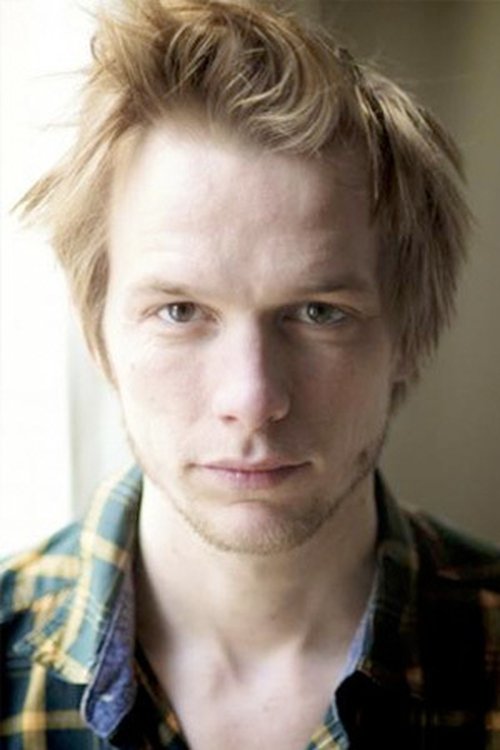 Benjamin Baclet as Ben