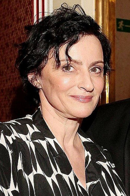 Agnieszka Matysiak as Helena, żona dyrektora