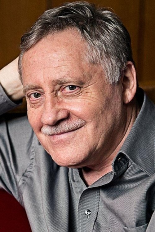 Róbert Koltai as Sándor Galamb