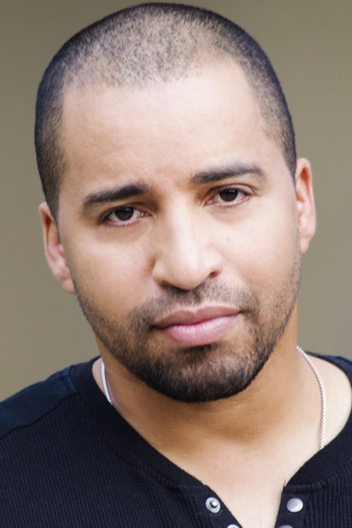 Daniel Gardner as General 5