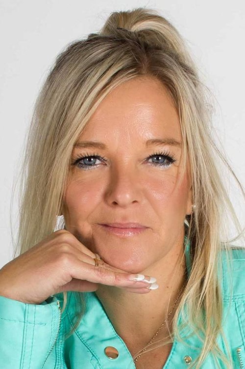 Amy Clare Beales as Restaurant customer