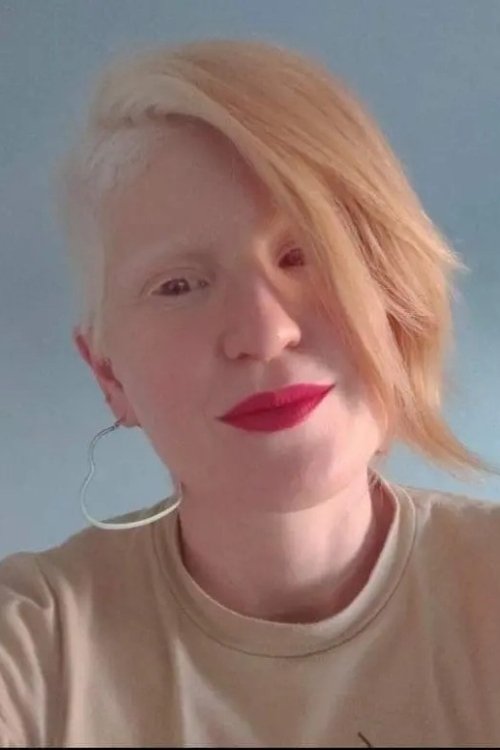 Blanca Nieves Villalba as Blanca