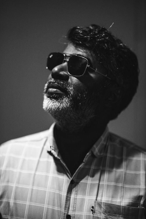 Prashant Shinde as Farmer/Guard