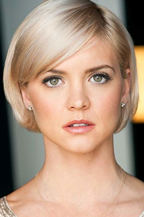 Janelle Odair as Ashley Hollis