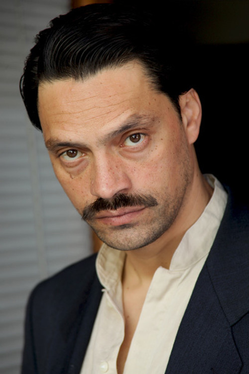 Salvatore Ragusa as Pascale