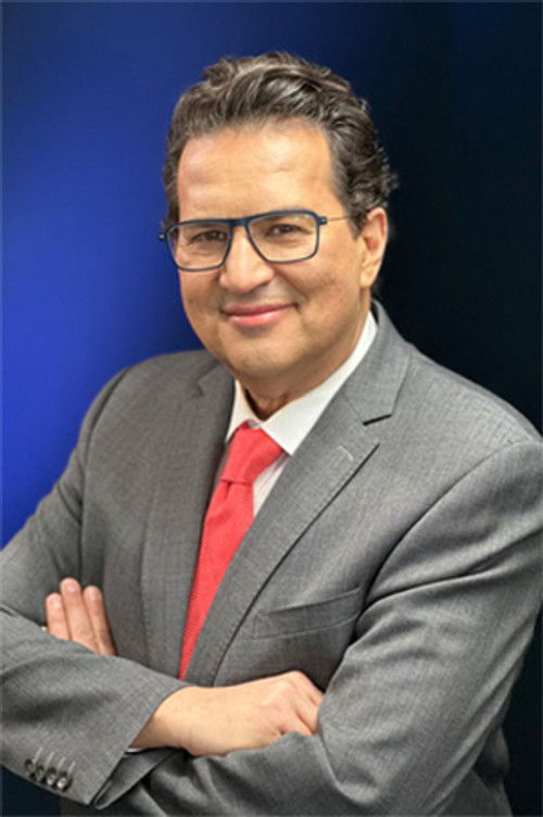 Frank Farenski as Self