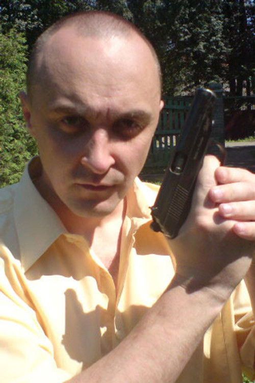 Aleksandr Arefiev as thug