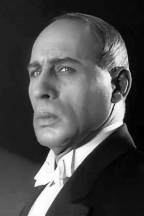 Eduard Kulganek as General Potyomkin