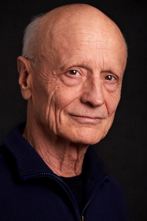 Thomas Kopache as Warden