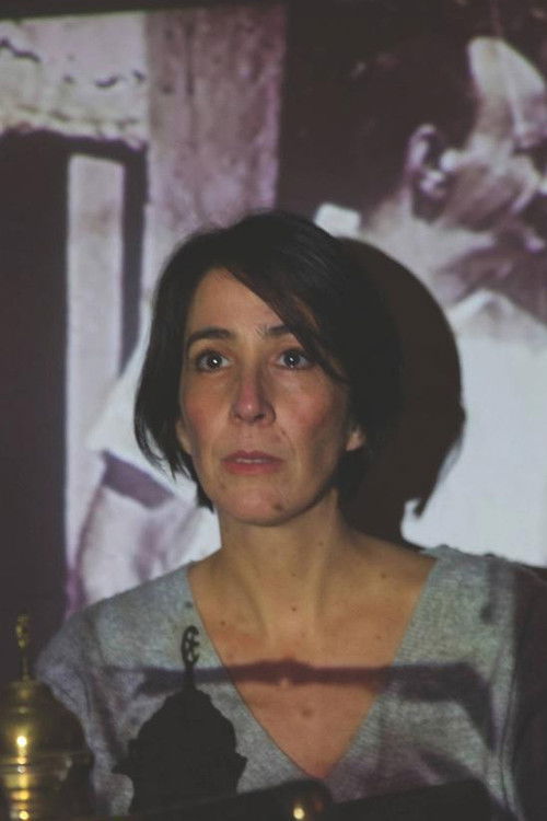 Nishme Súmar as Lucía