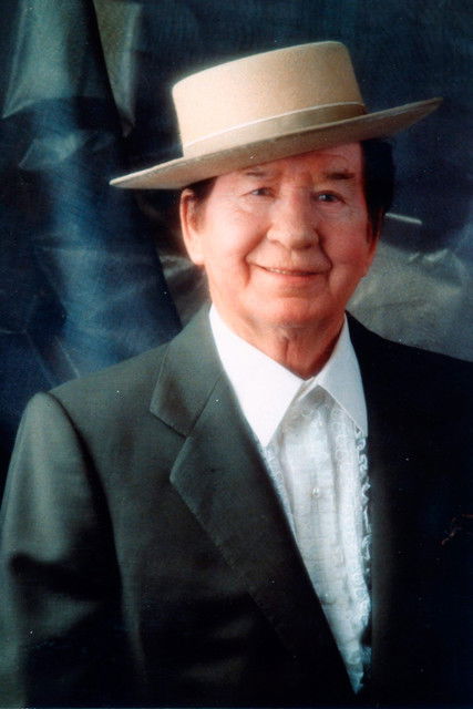 Juanito Valderrama as Juanito Valderrama