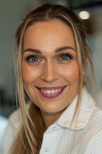 Matilde Solbakken as Malin