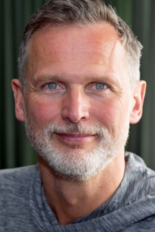 Rickard Sjöberg as Rickard Sjöberg