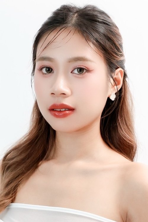 Pattarapan Prakattiya as Girl on phone