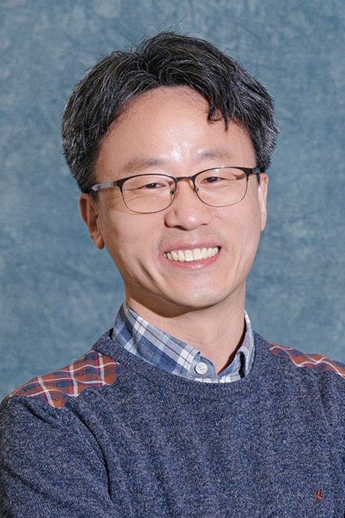 Lee Hyuk-rae as Self