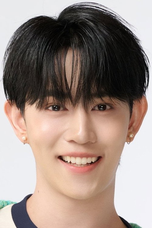 Palat Chayutnitiroj as Zouey