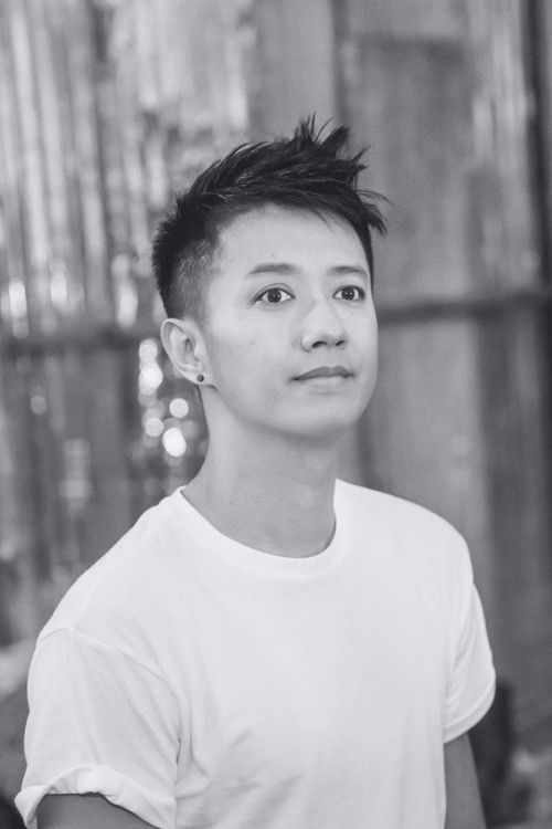 Sai Sai Kham Leng as Nay Mon