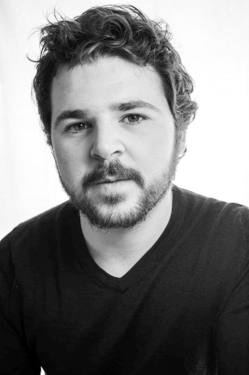 Guilherme Félix as Pedestrian