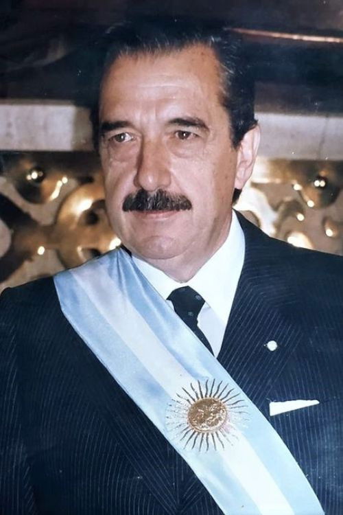 Raúl Alfonsín as Material de archivo