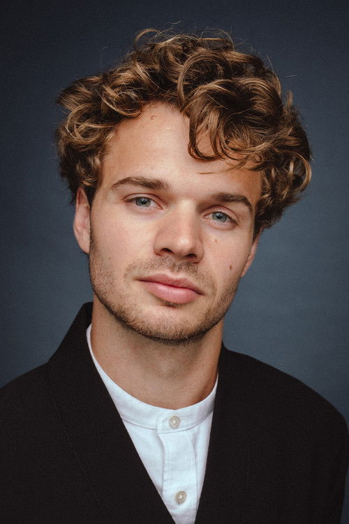 Matthew McKinney as Gastone