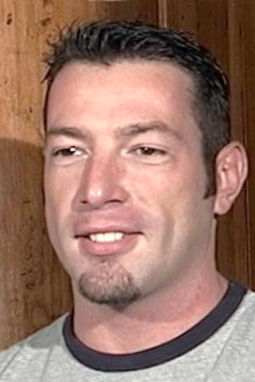 Kyle Richards as Resort Guest