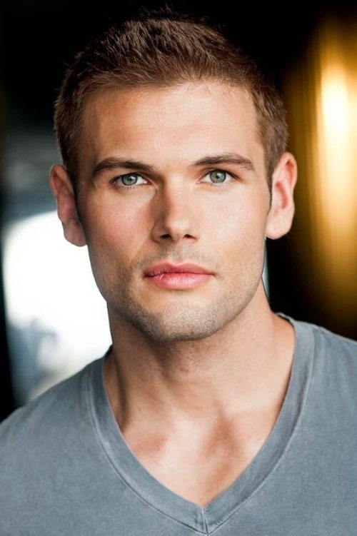 David Cade as Cheadum