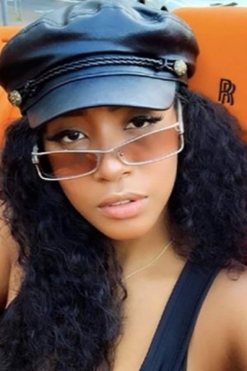 J. Rey Soul as rappeuse