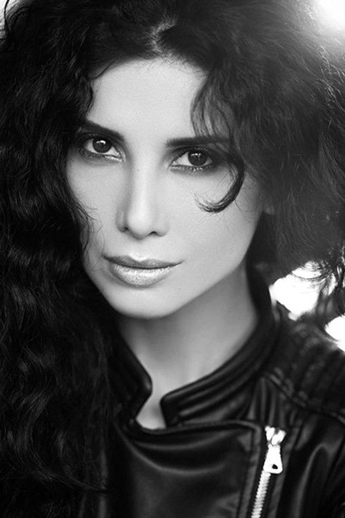 Aydan Axundzadə as Əsma